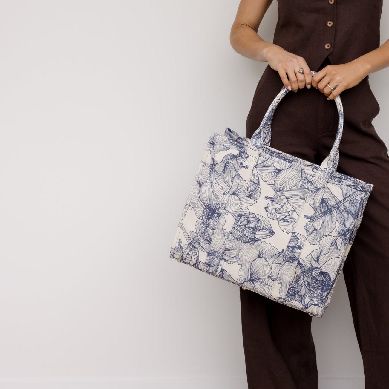 Large Bon Vivant Structured Tote Bag - Navy Floral Bags