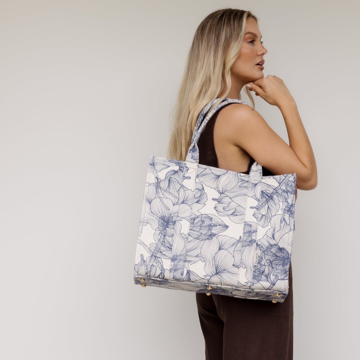 Large Bon Vivant Structured Tote Bag - Navy Floral Bags